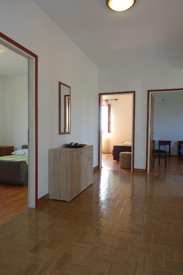 Apartment Dede Nin Exterior foto